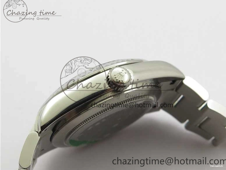 SS SS to Blue 9001 AIF on Bracelet A23J 326934 Sky-Dweller Dial 0201